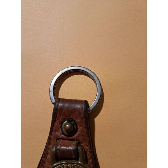 Vintage Dooney & Bourke All-Weather Leather Brass Key Ring Keychain - Picture 6 of 6